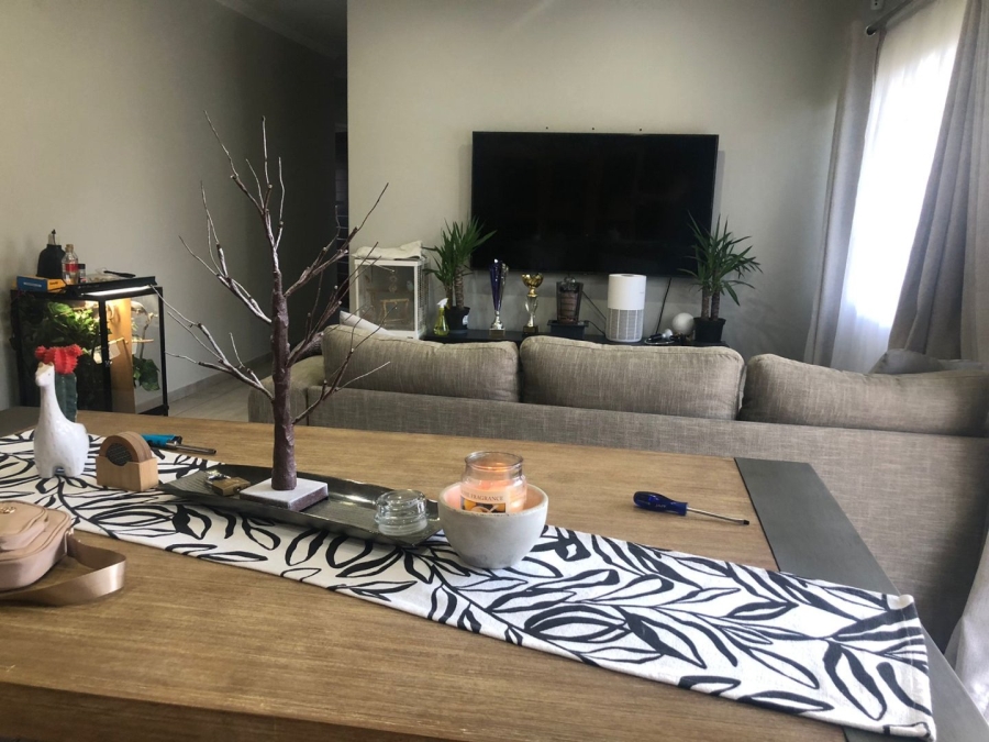 To Let 3 Bedroom Property for Rent in Pellissier Free State